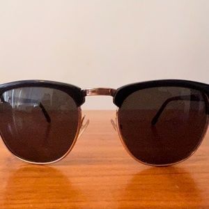 Tom Ford wayfarer sunglasses